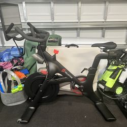 Peloton Spinning Bike