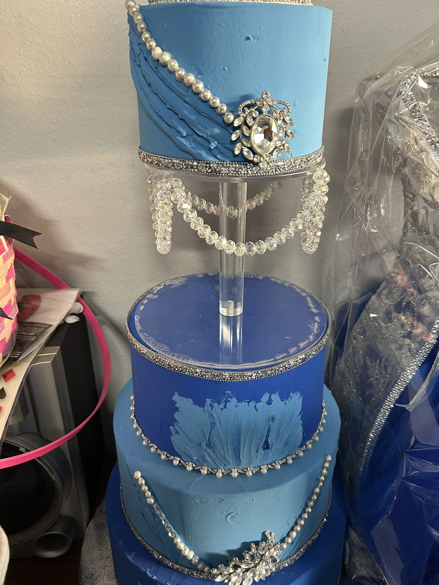 Fake 15 Cake