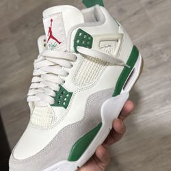 Jordan 4s SB Pine Green 
