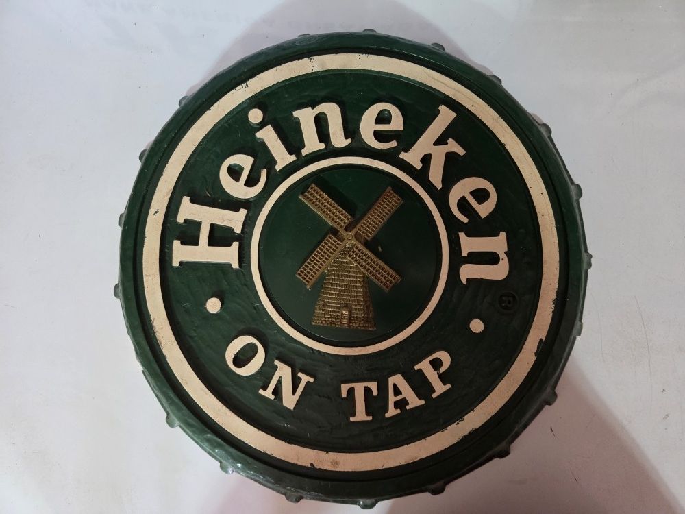 Heineken Beer Cap Sign vintage