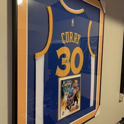 (read Description) STEPH CURRY SIGNED JSA DISPLAY JERSEY 