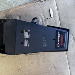 Rhino Box 5th Wheel King Pin. 