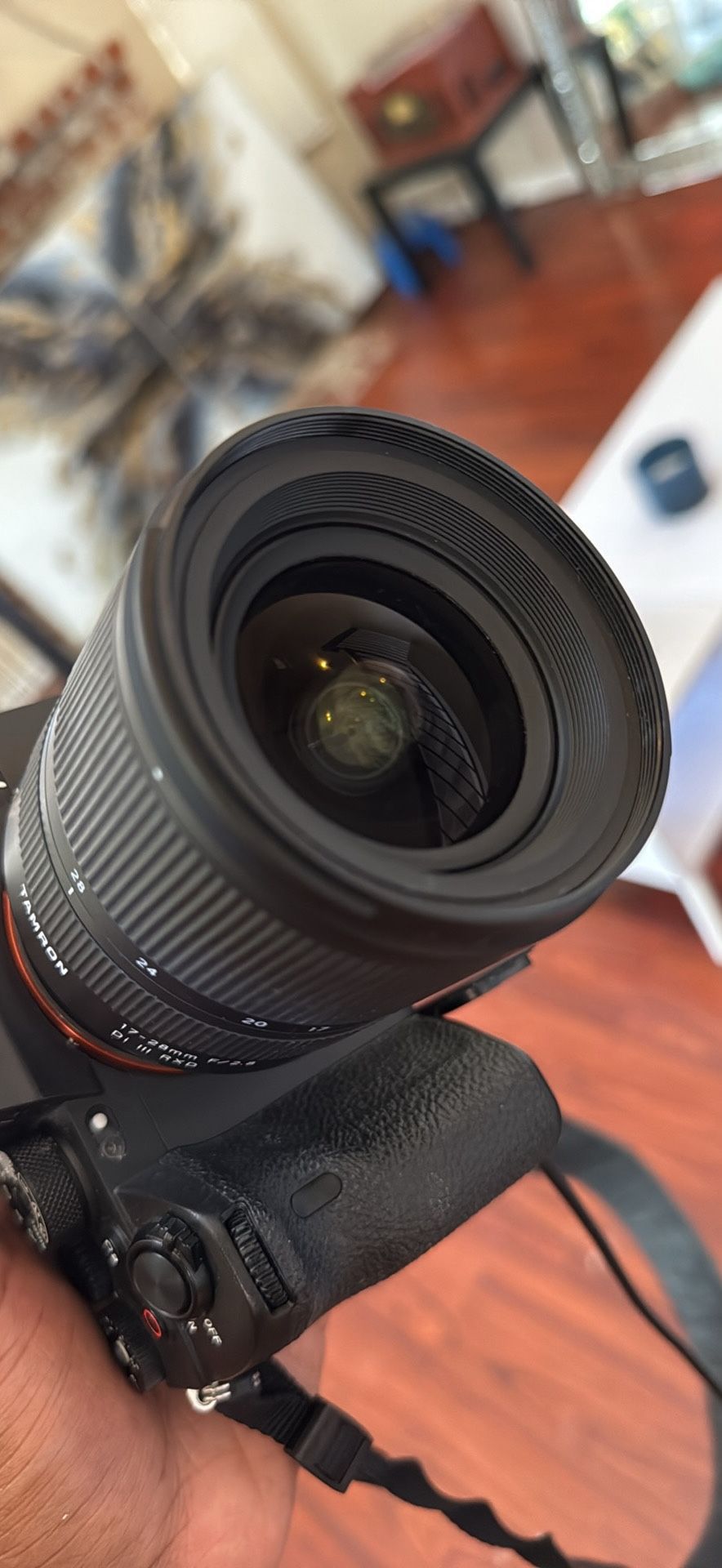 Tamron 17-28mm f/2.8 Lens for Sony E-Mount - Excellent Condition, No Caps