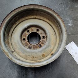 ONE 14x7 inch 6 lug steel smoothie style rim Chevy or GMC