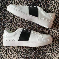 Valentino Garavani Rockstud open shoes