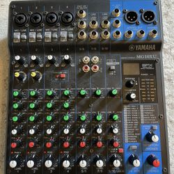 YAMAHA MG10XU 10-Input 4 Mic Analog Mixing Console Audio Interface Mixer Effects