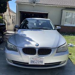 2010 BMW 528i