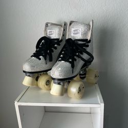 Steve Madden Women’s SK8r Rhinestone Roller Skates - Size 8