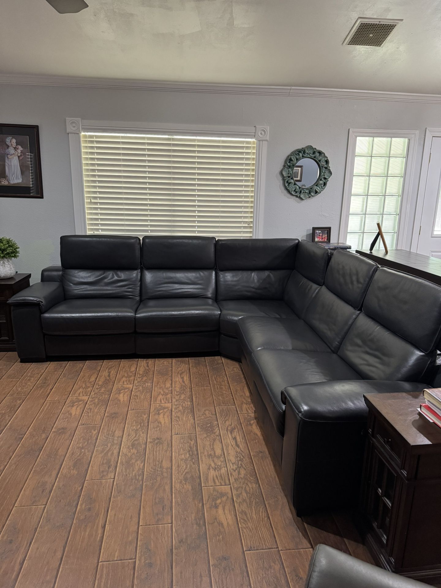 Sectional Couch With 4 Recliners And Adjustable Headrests