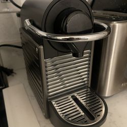 Espresso Machine Nespresso Pixie Electric Titan Retail $229