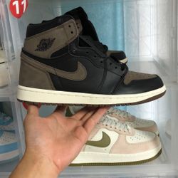 The wholesale price is only one pair, brand-new shoes.