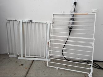 Baby gate