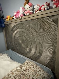 Bed Frame and Mattress/box spring