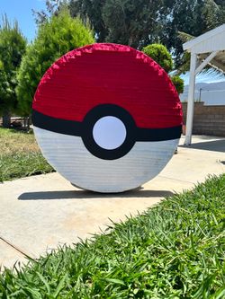 Custom piñatas