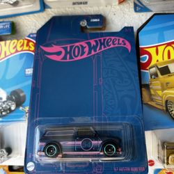 NEW 2022 Hot Wheels  '67 AUSTIN MINI VAN Car 1:64 Vehicle 