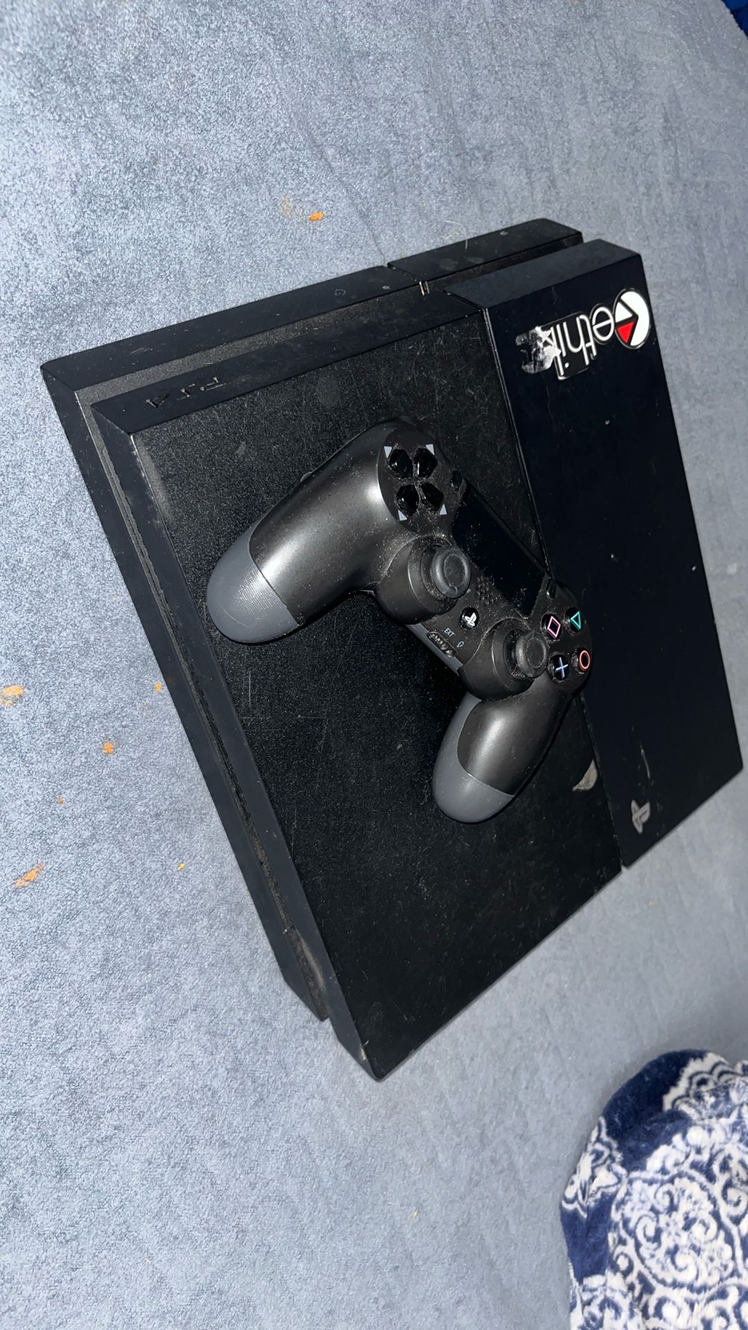 PS4