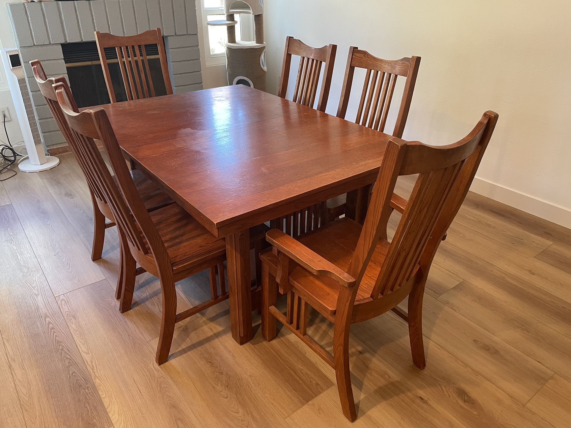 Mission Dining Table With Butterfly Leaf