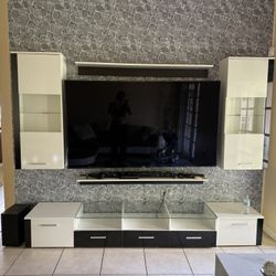Modern TV Unit - Black & White - TV Included