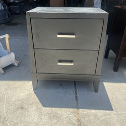 Nightstand 