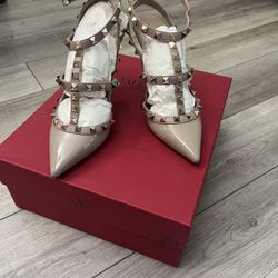 Valentino Patent Rockstud Heels