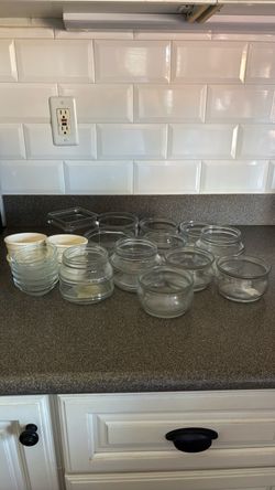 Glass bowls, ramekins & spoon rest
