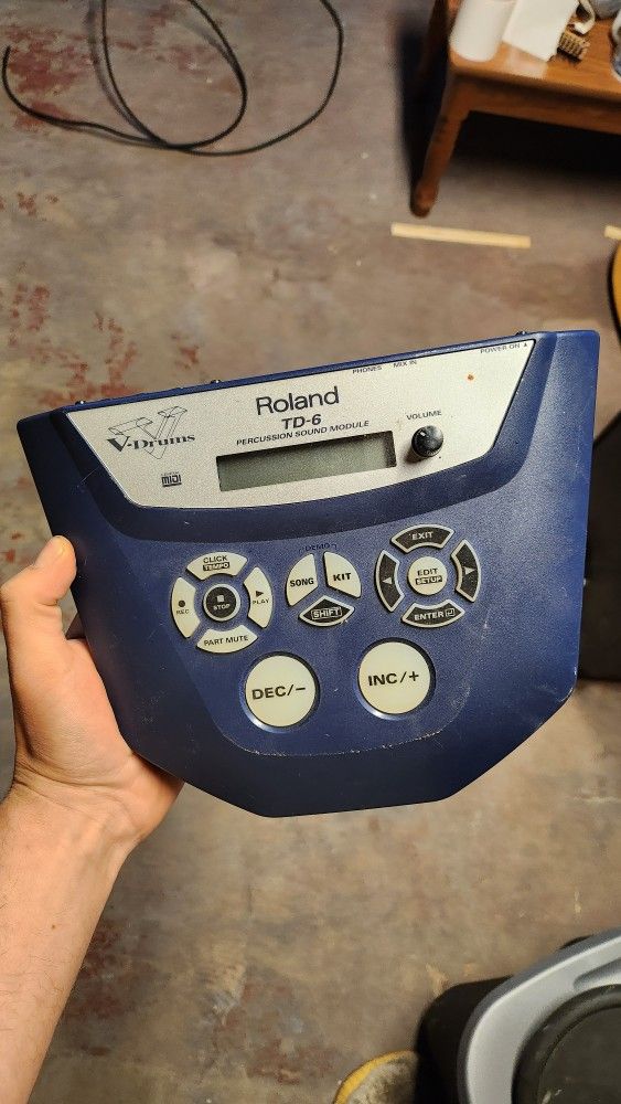 Roland TD-6