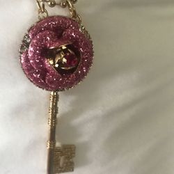 Betsy Johnson necklace