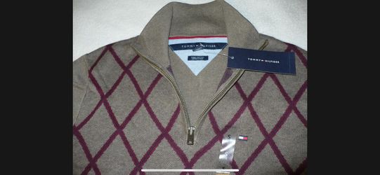 Tommy Hilfiger Mens Argyle Sweater