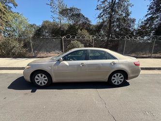 Toyota Camry Sedan