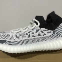 Adidas Yeezy 350 V2 Compact  Slate White Size 9 Panda IG9608 CMPCT