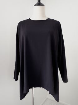 Lululemon Black Long Sleeve Top, Size 6 (medium)