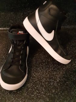 Nike Blazer Kids 2y Great Condition 