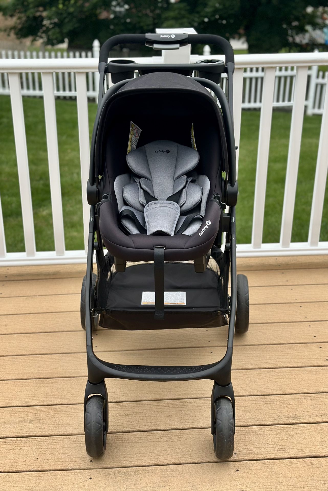 Safety 1st Grow and Go Flex 8-in-1 Car Seat Stroller Combo