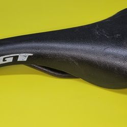 GT bmx Seat ..GT-5