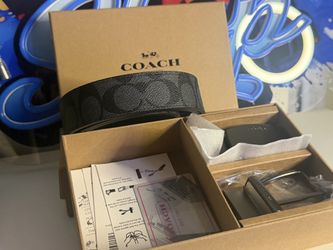 Cinto ajustable coach tengo varias tallas