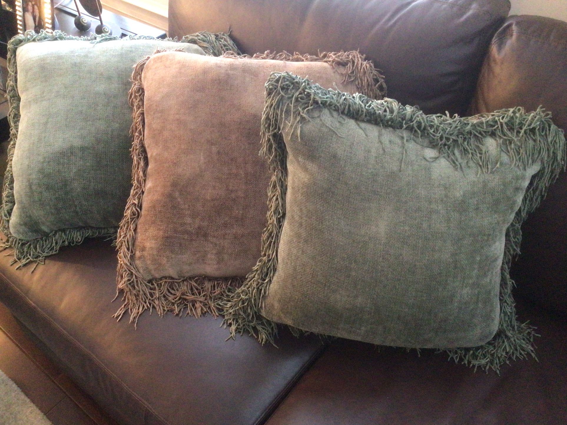 Set Of 3 18” Decorative Pillows