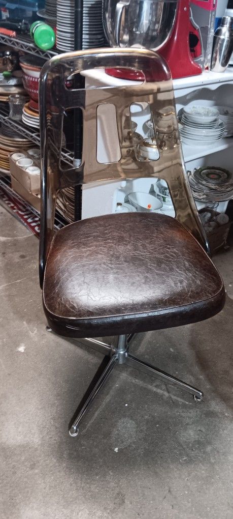 Rotating Chair