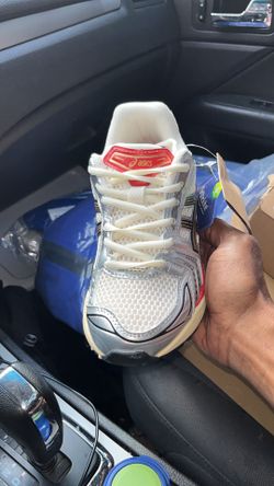 ASICS Size 4.5(4 Fit) $80