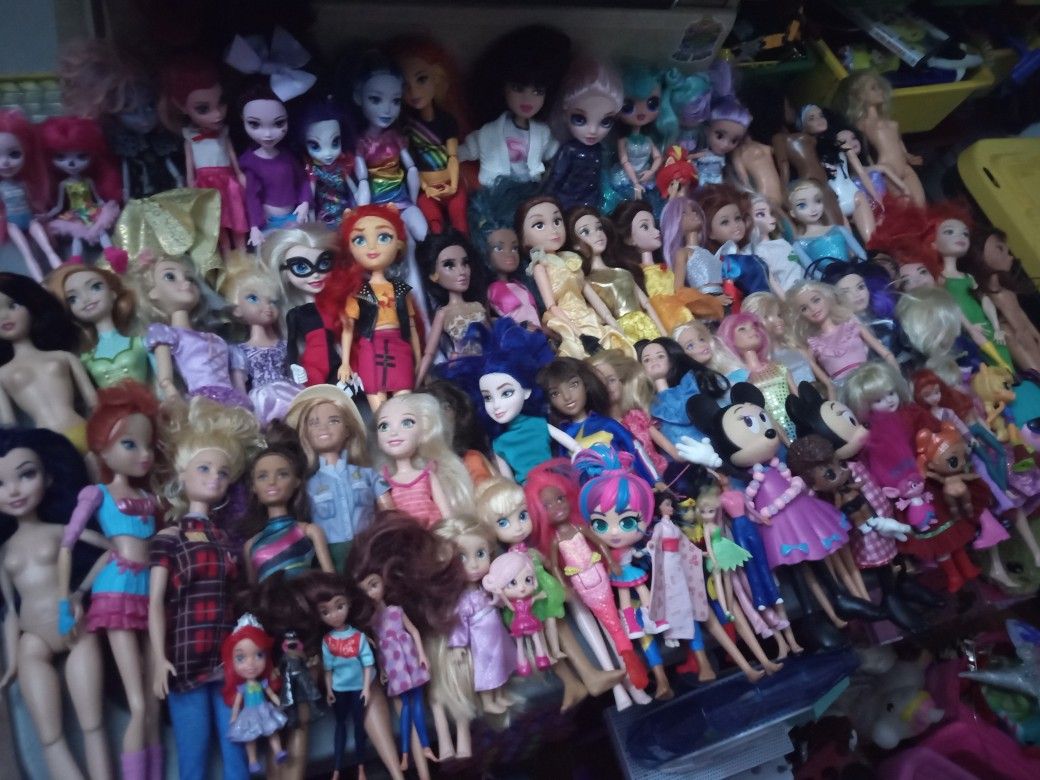 Huge Barbie Lot