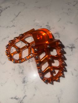 Orange Aluminum Foot pegs