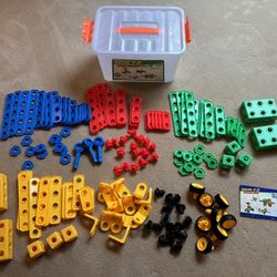Boltz Deluxe Building Set 162 Pieces Used