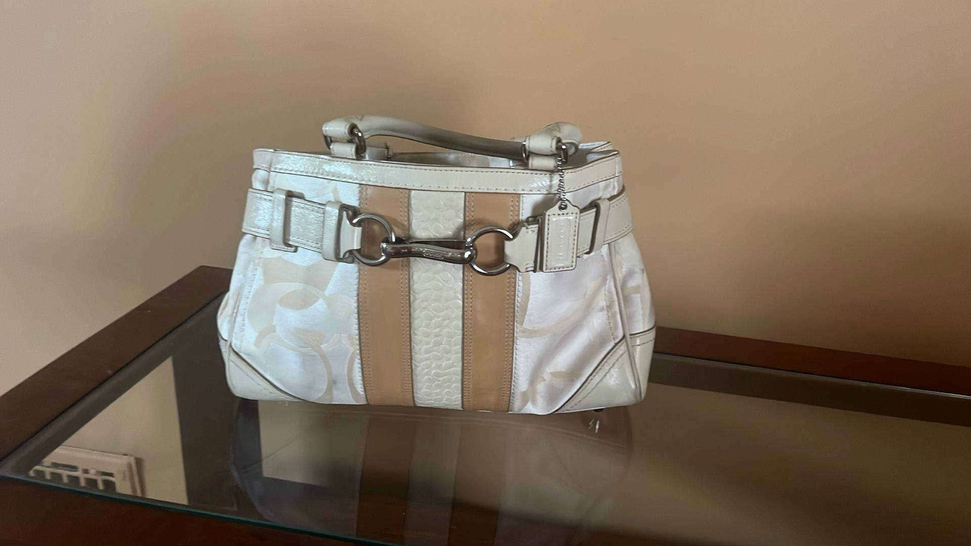 Handbag 
