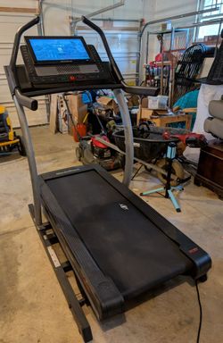 NordicTrack Commercial X22i Incline Treadmill NTL29019.0 - Near Mint, 22” HD Screen + Fans
