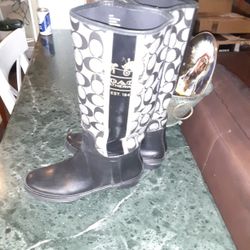Nice Coach Boots Size 7