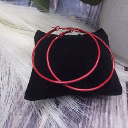 red retro 80's hippie hoop earrings approximately 2 1/4" 