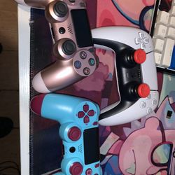 Playstation 4 And Play5 Controllers 