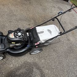 Craftsman Front wheel self propelled mower in working condition. Delivery Available, please read ad.