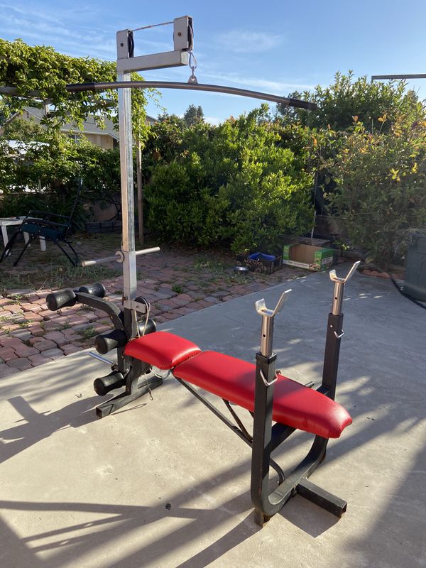 Bench Press With 3 Attachments Flat Incline Lat Pull Pulldown Bicep