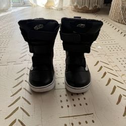 Little Kids Vans Snow Boots