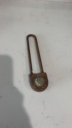 Vintage keyless lock